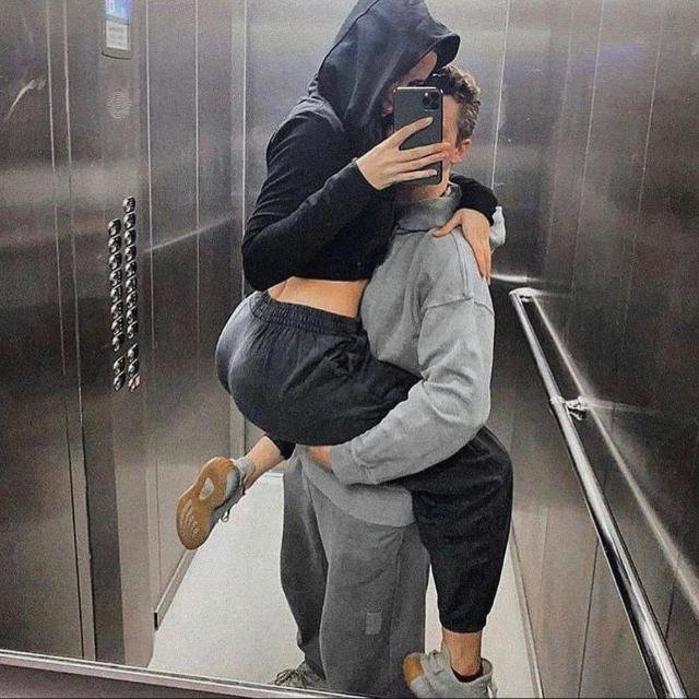 Desi Hot Clips WhatsApp Group Profile