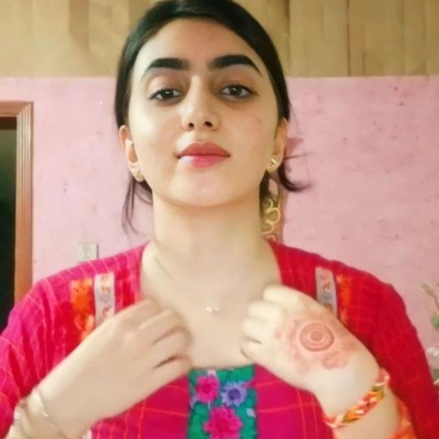 Tamil Amma Girls Fun WhatsApp Group Profile